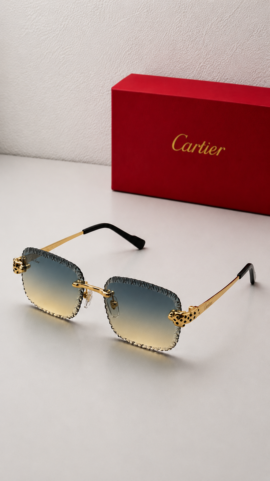 Panther-print glass sunglasses