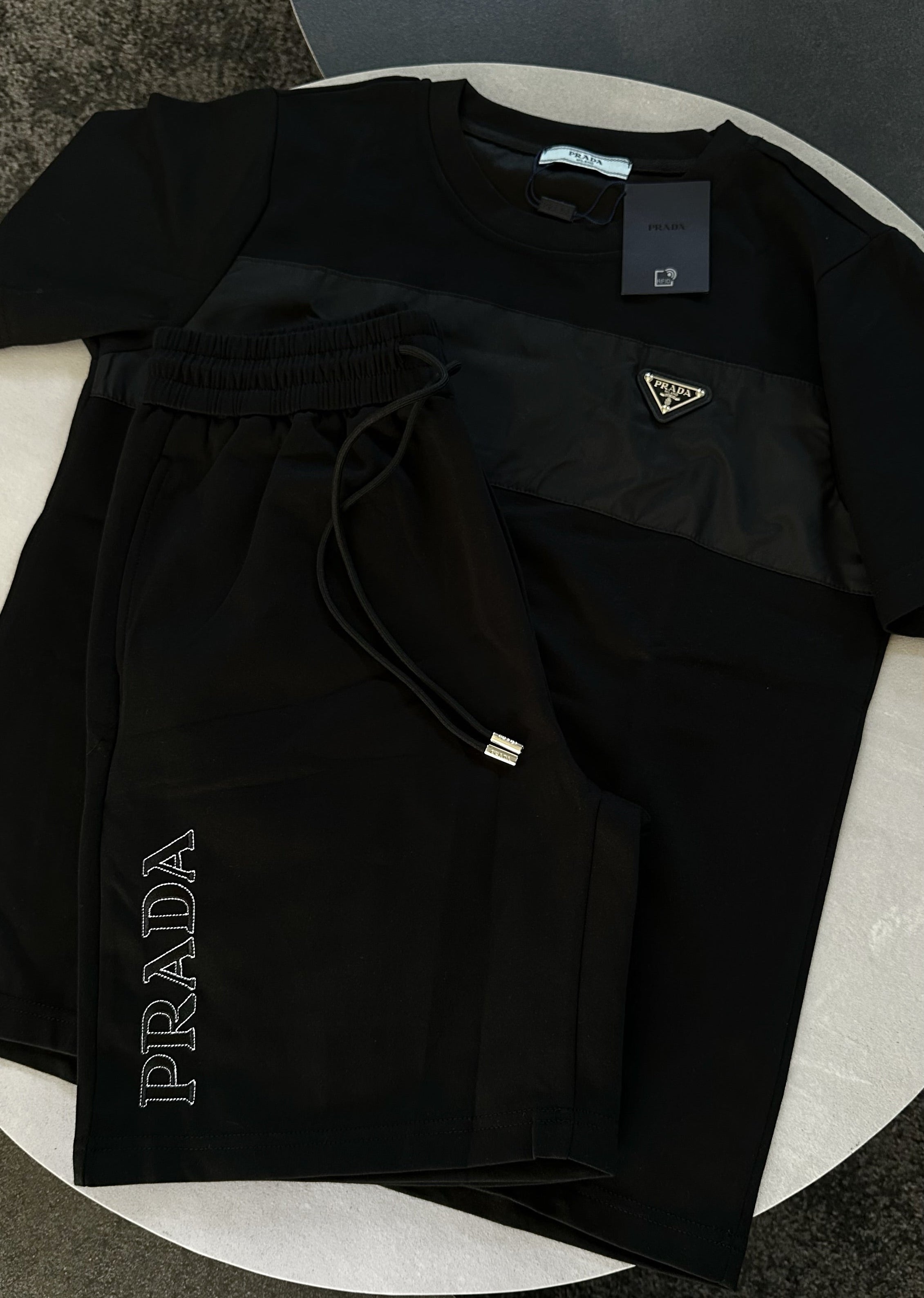 Ensemble PRVDA noir