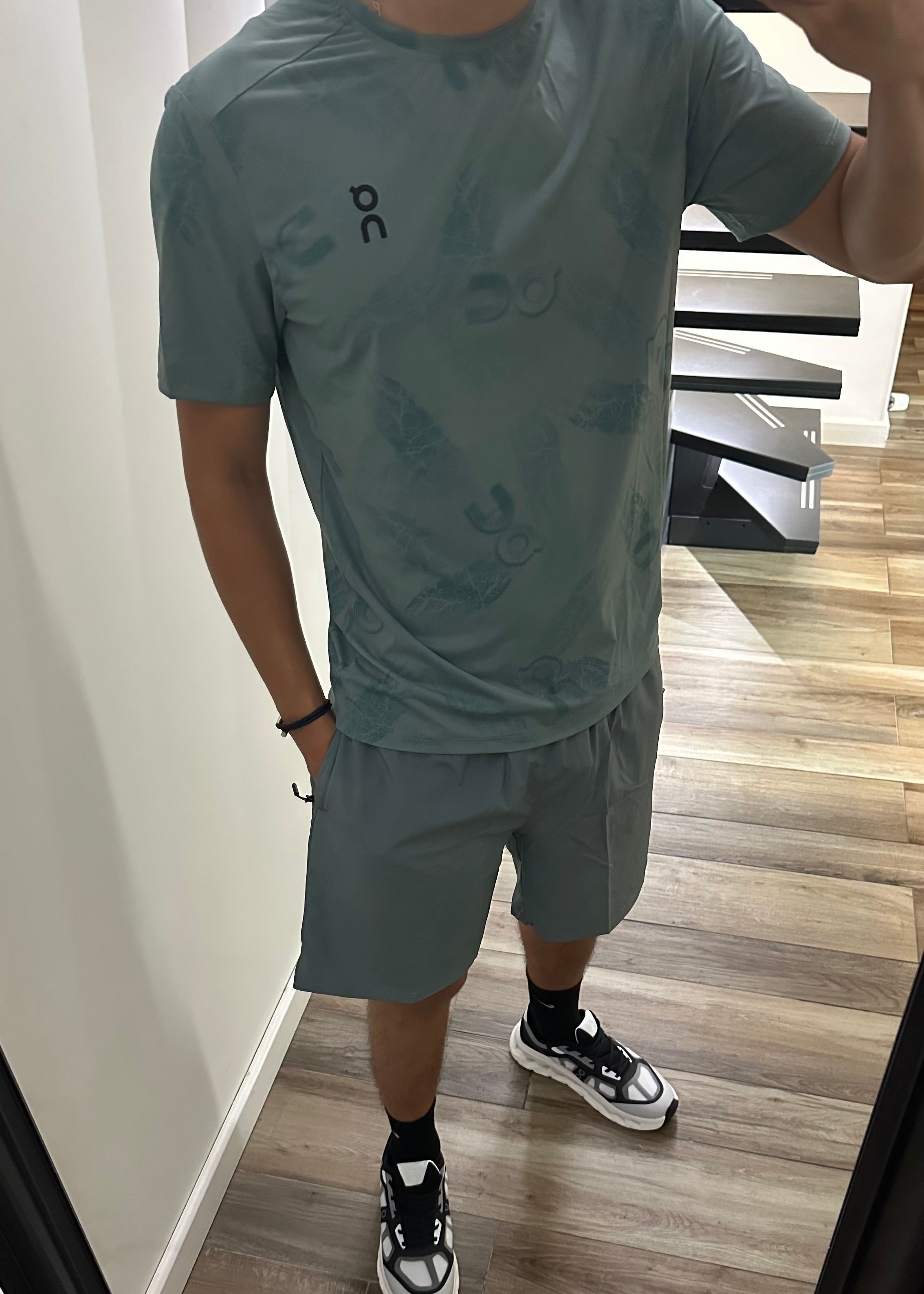 Ensemble On Vert /Noir