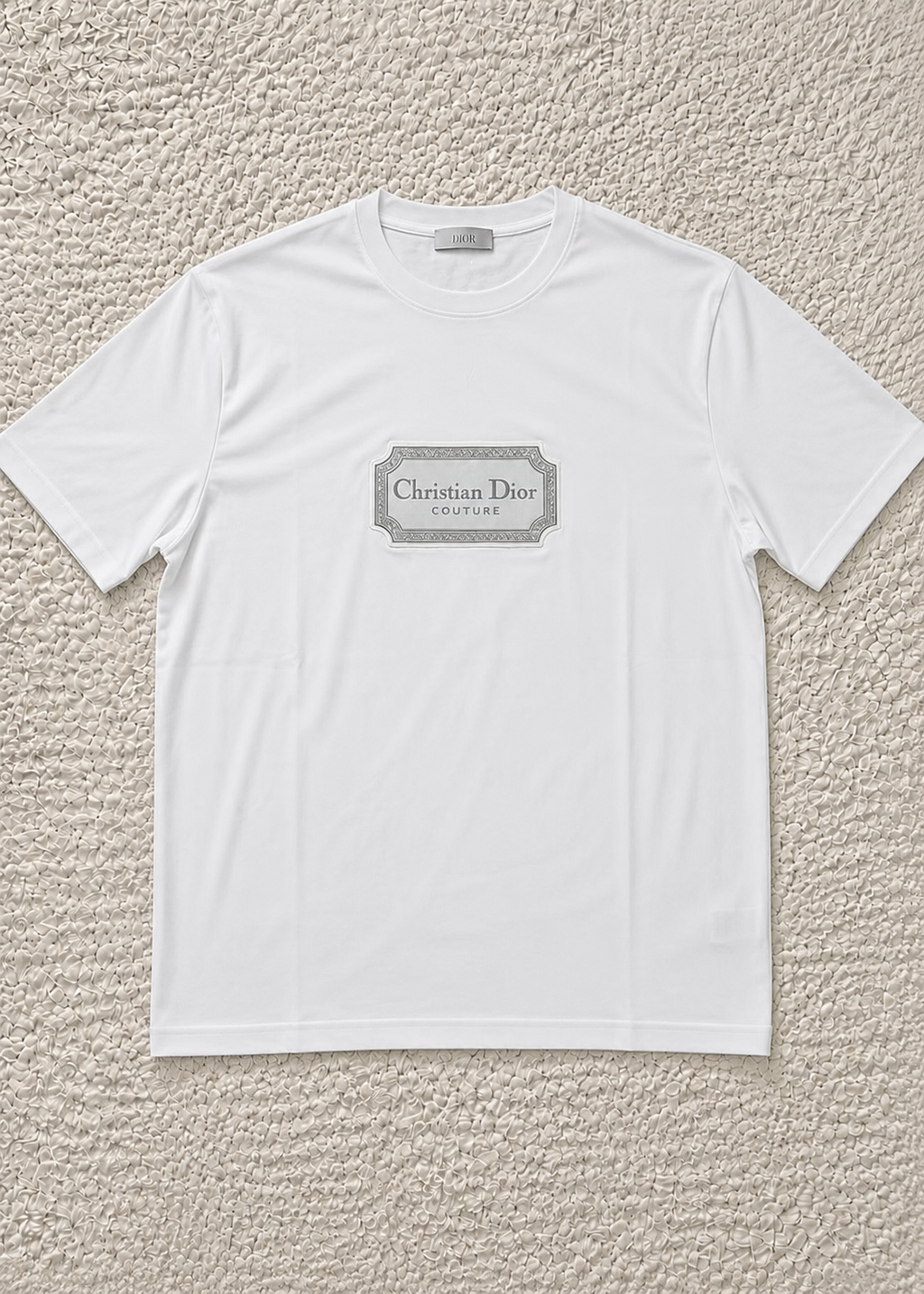 Weißes T-Shirt mit Aufdruck