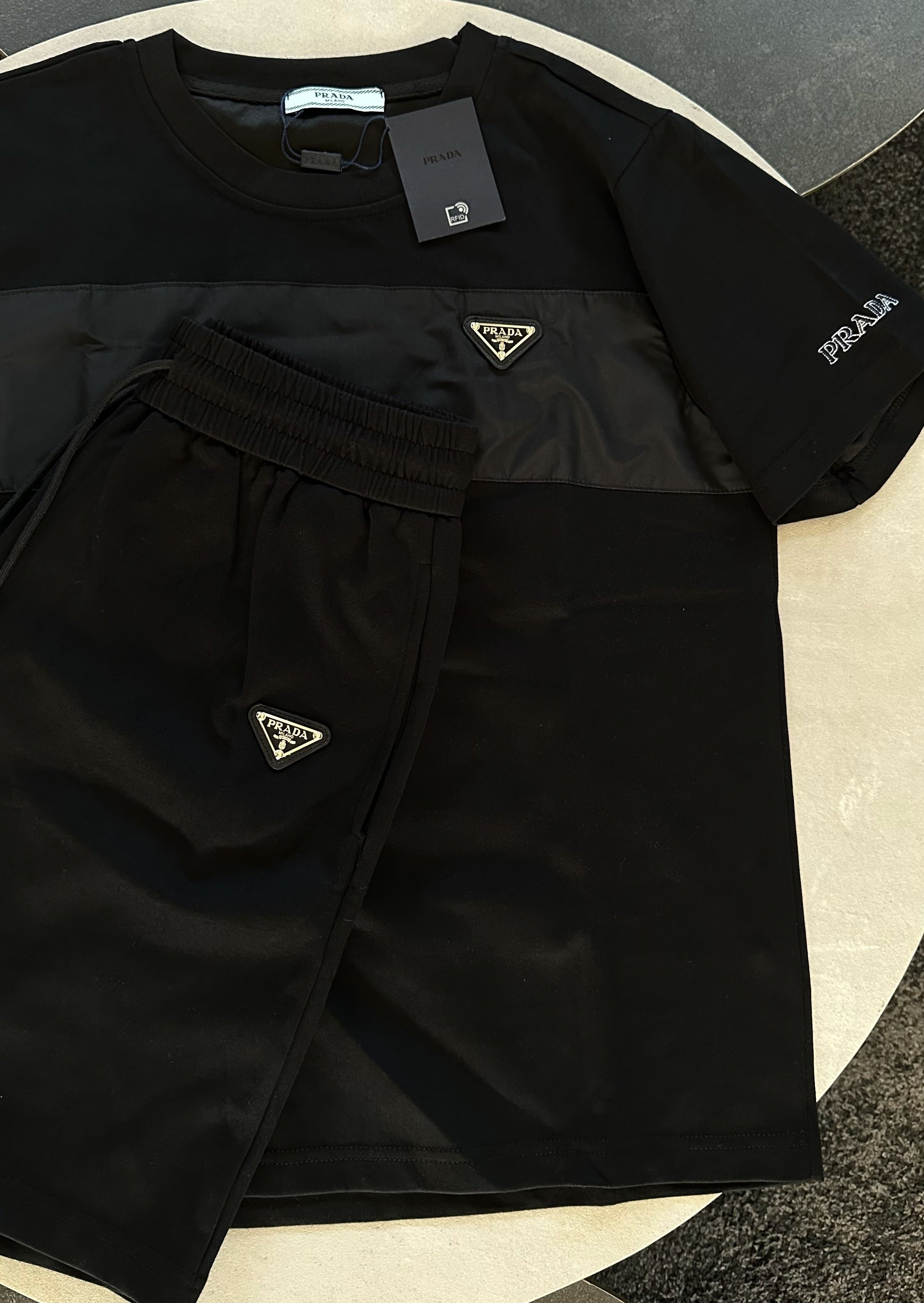 Ensemble PRVDA noir