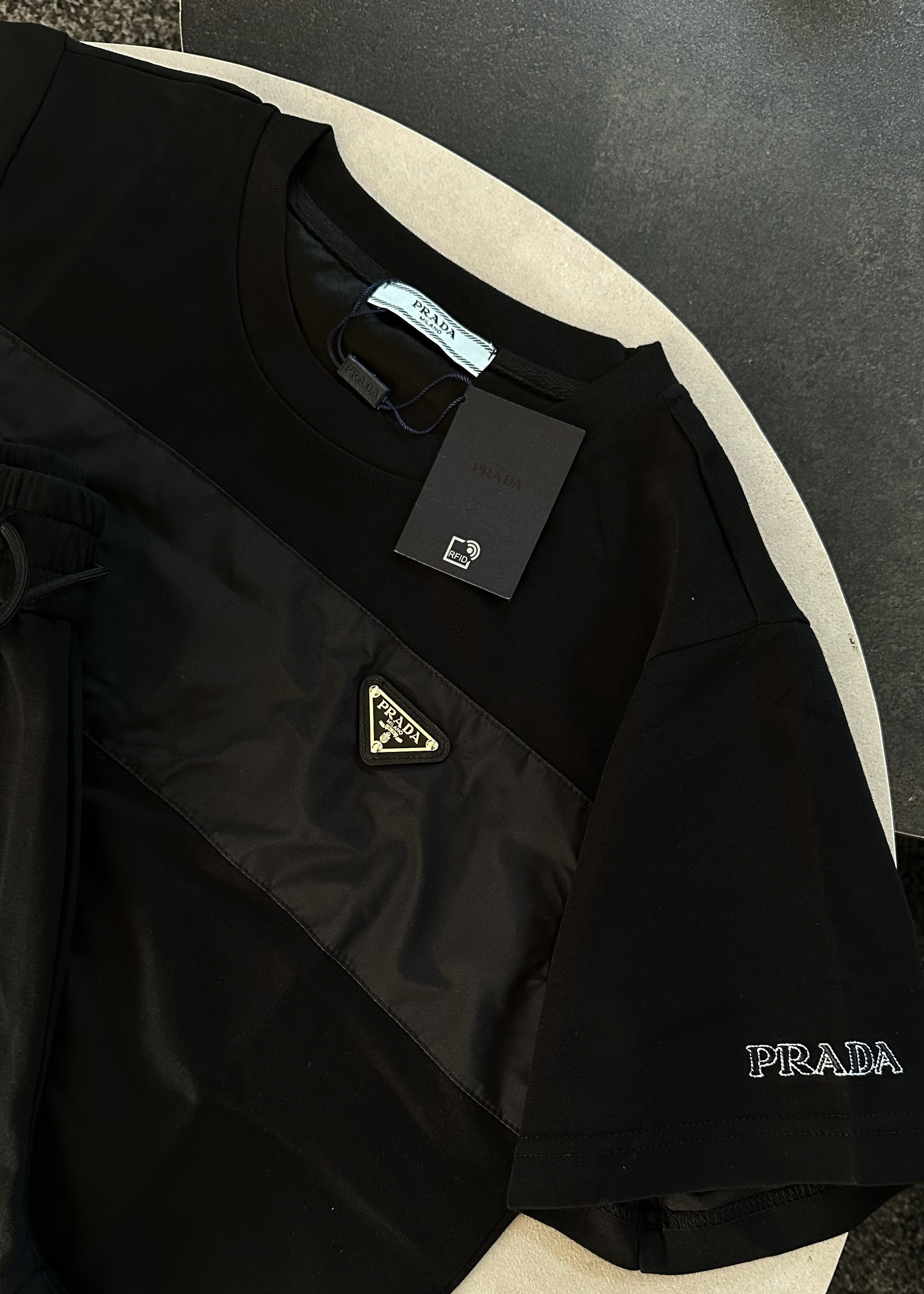 Ensemble PRVDA noir