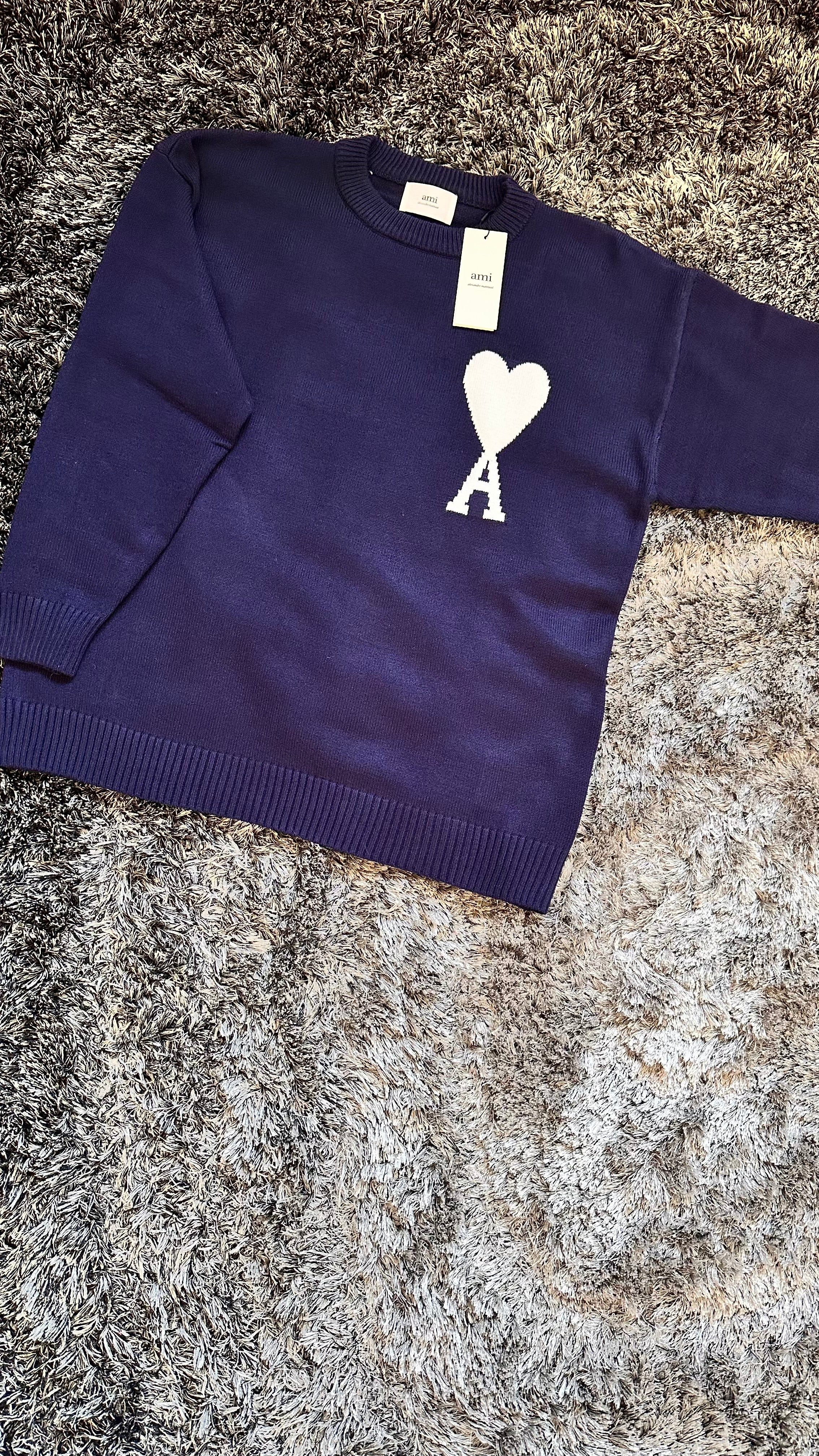 Ami Paris Marineblauer Wollpullover