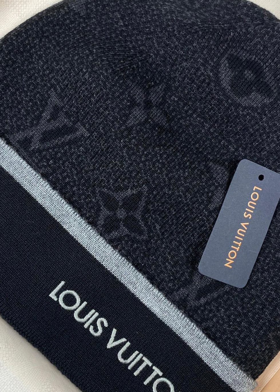 Bonnet LV Noir