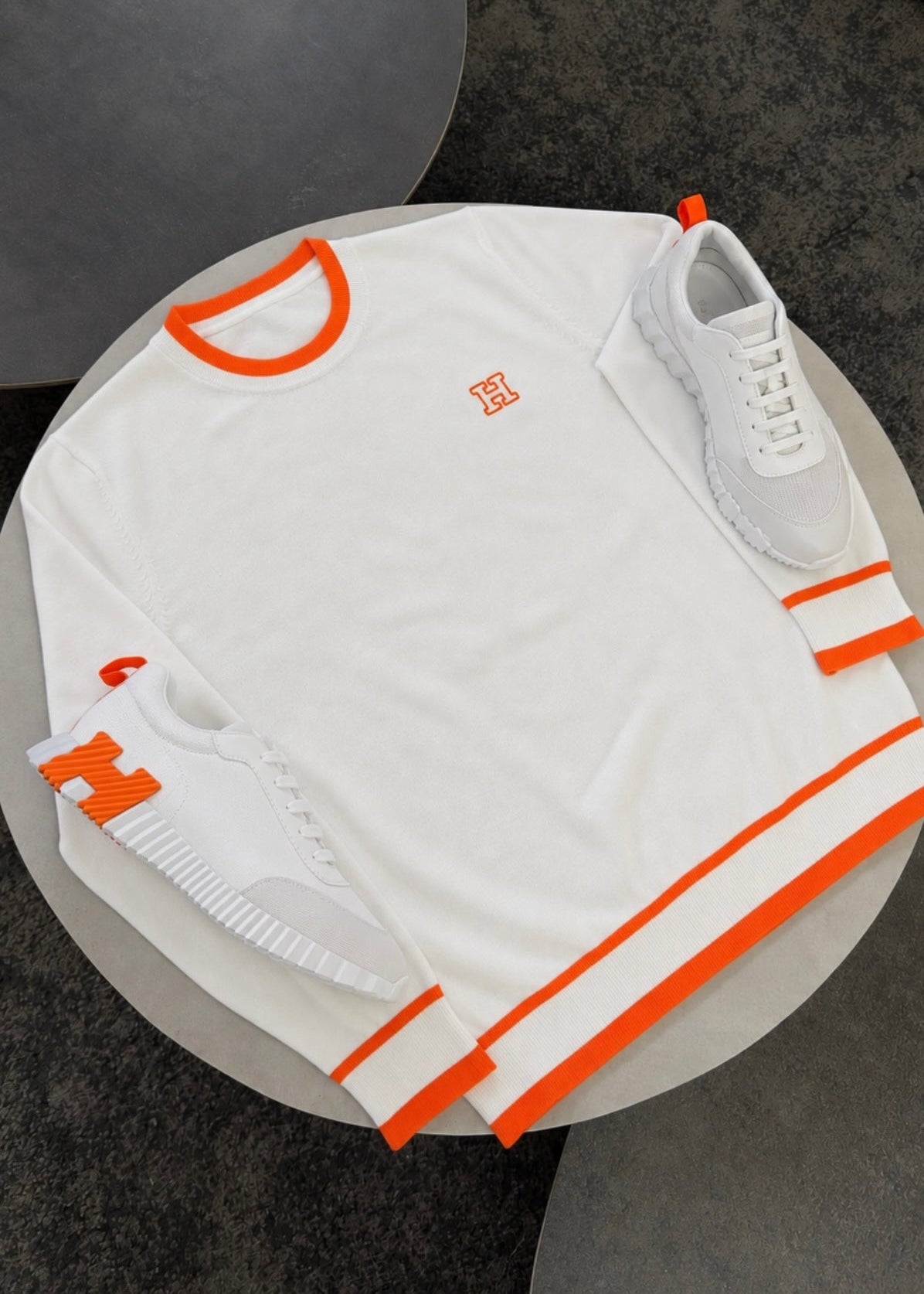 Pull H Blanc/Orange