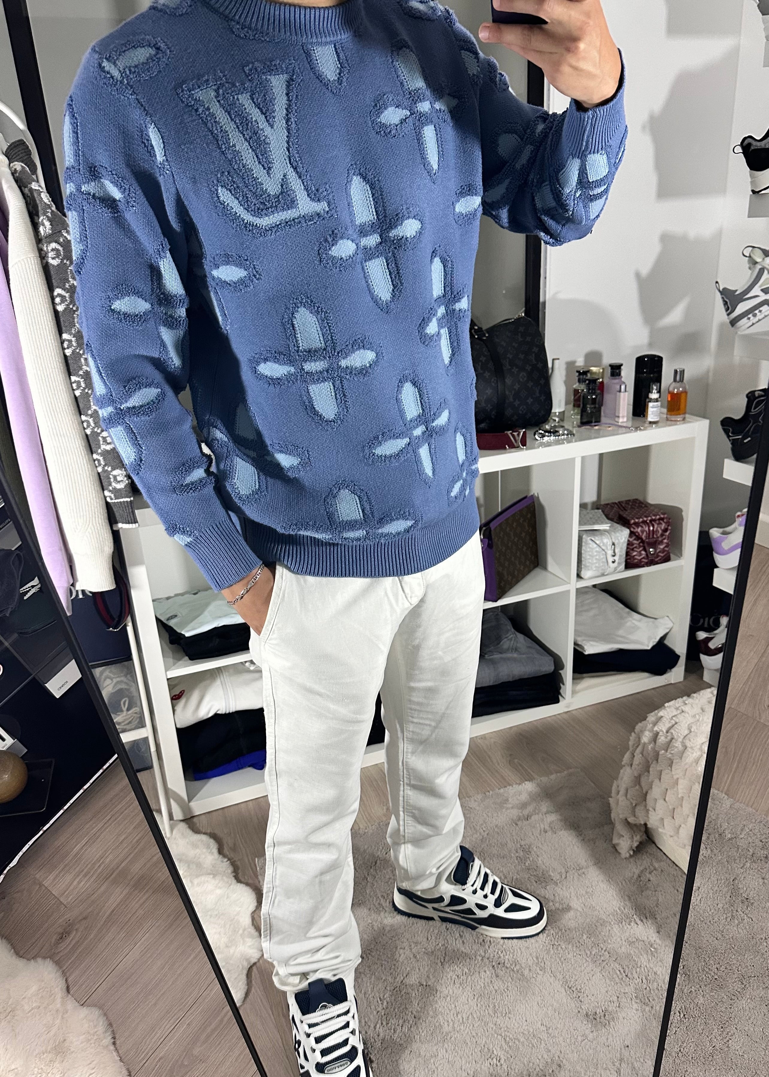 Pull bleu LV