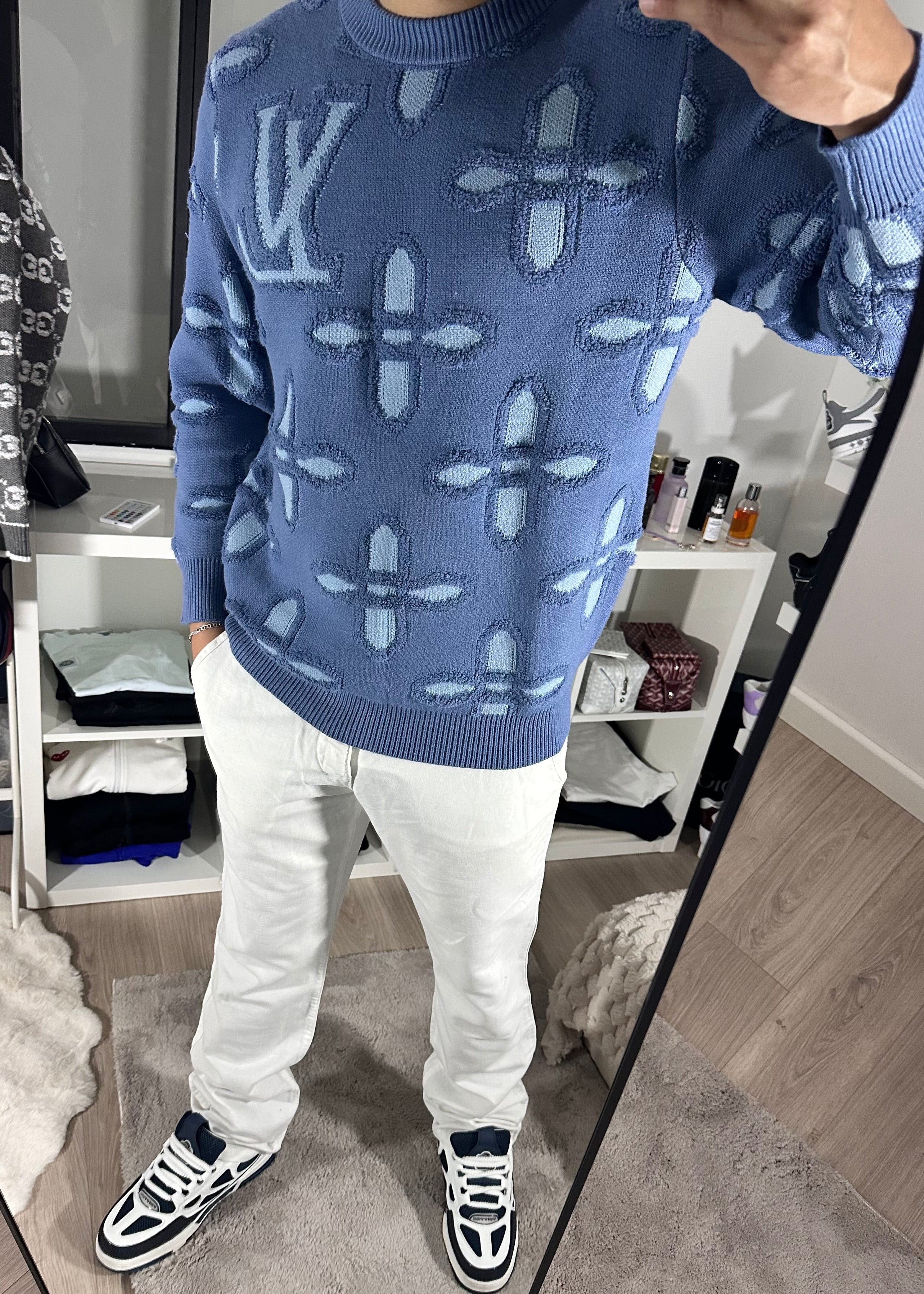 Pull bleu LV