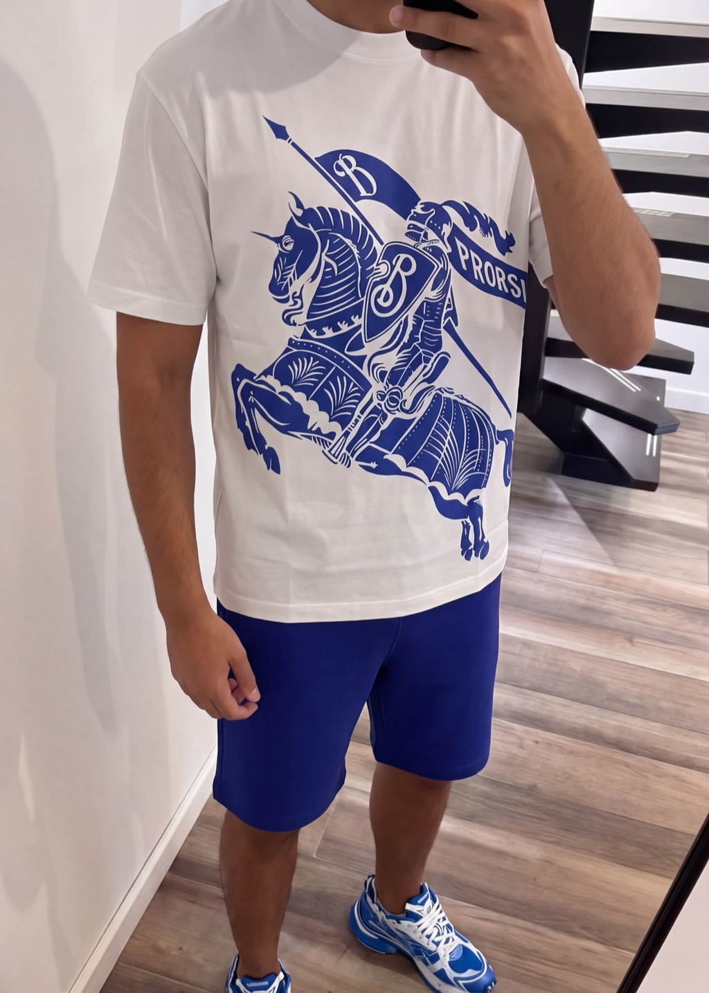 T-Shirt in Blau