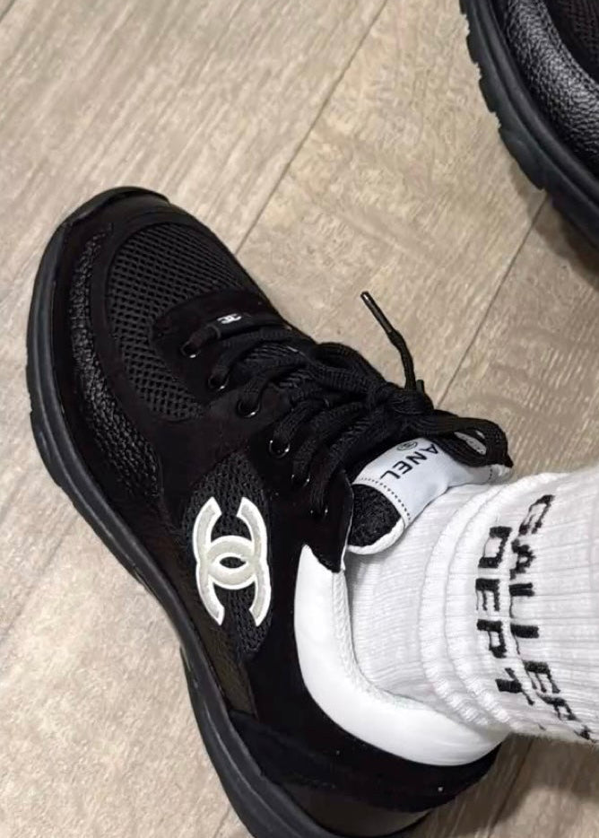CHVNEL Runner Sneaker, schwarz