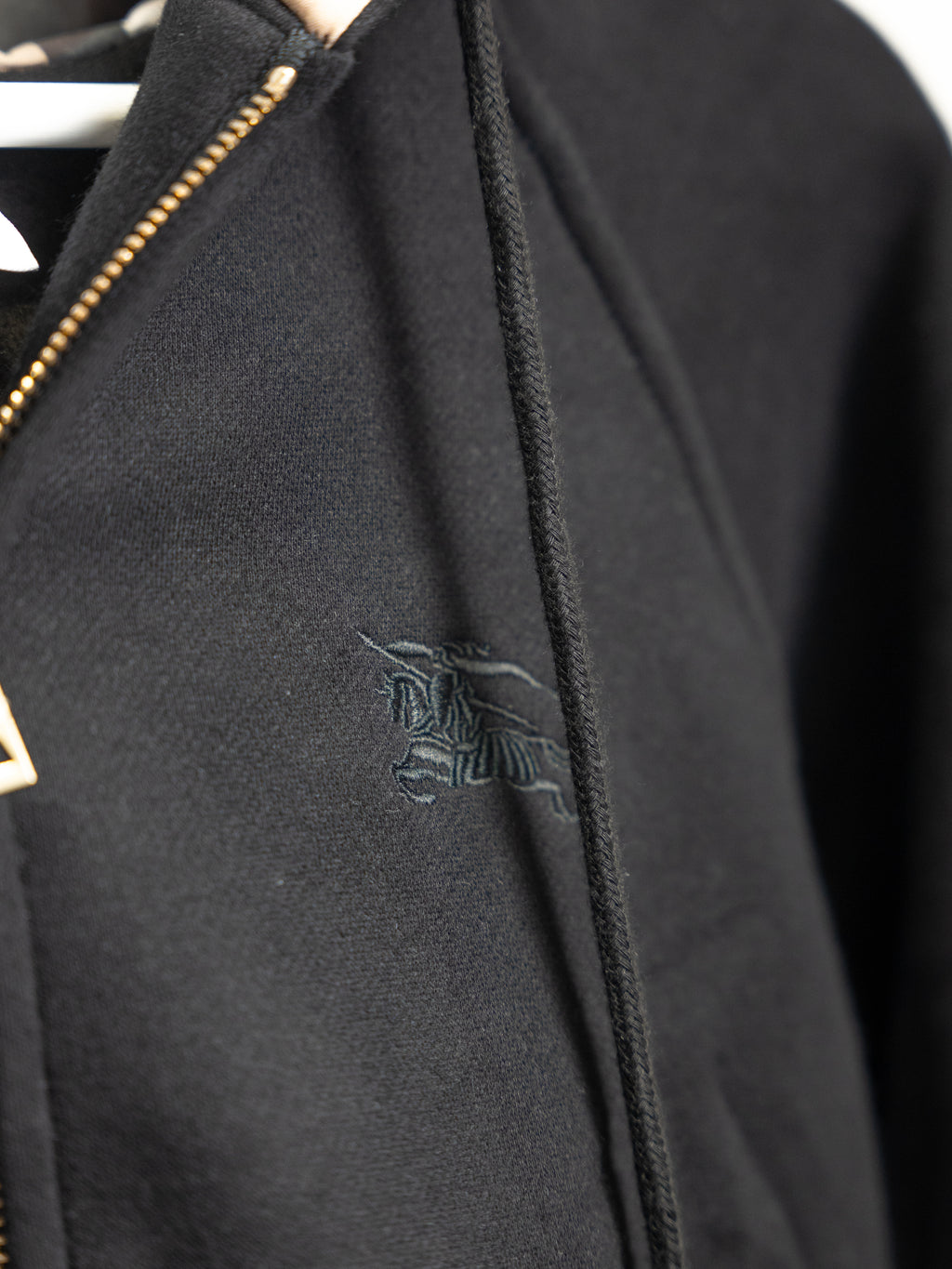 Burberry Schwarzes Sweatshirt mit Reißverschluss – Herren