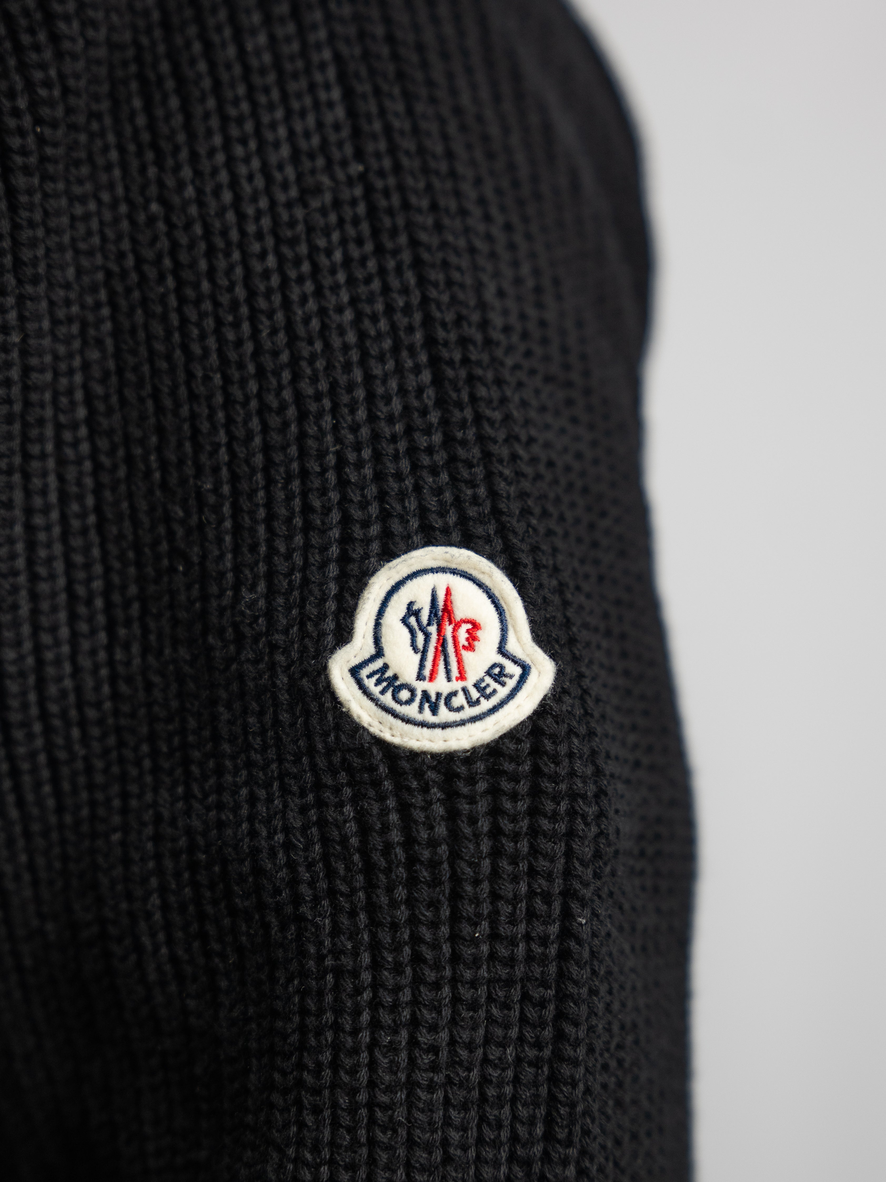 Moncler Black Vest - Mid-season